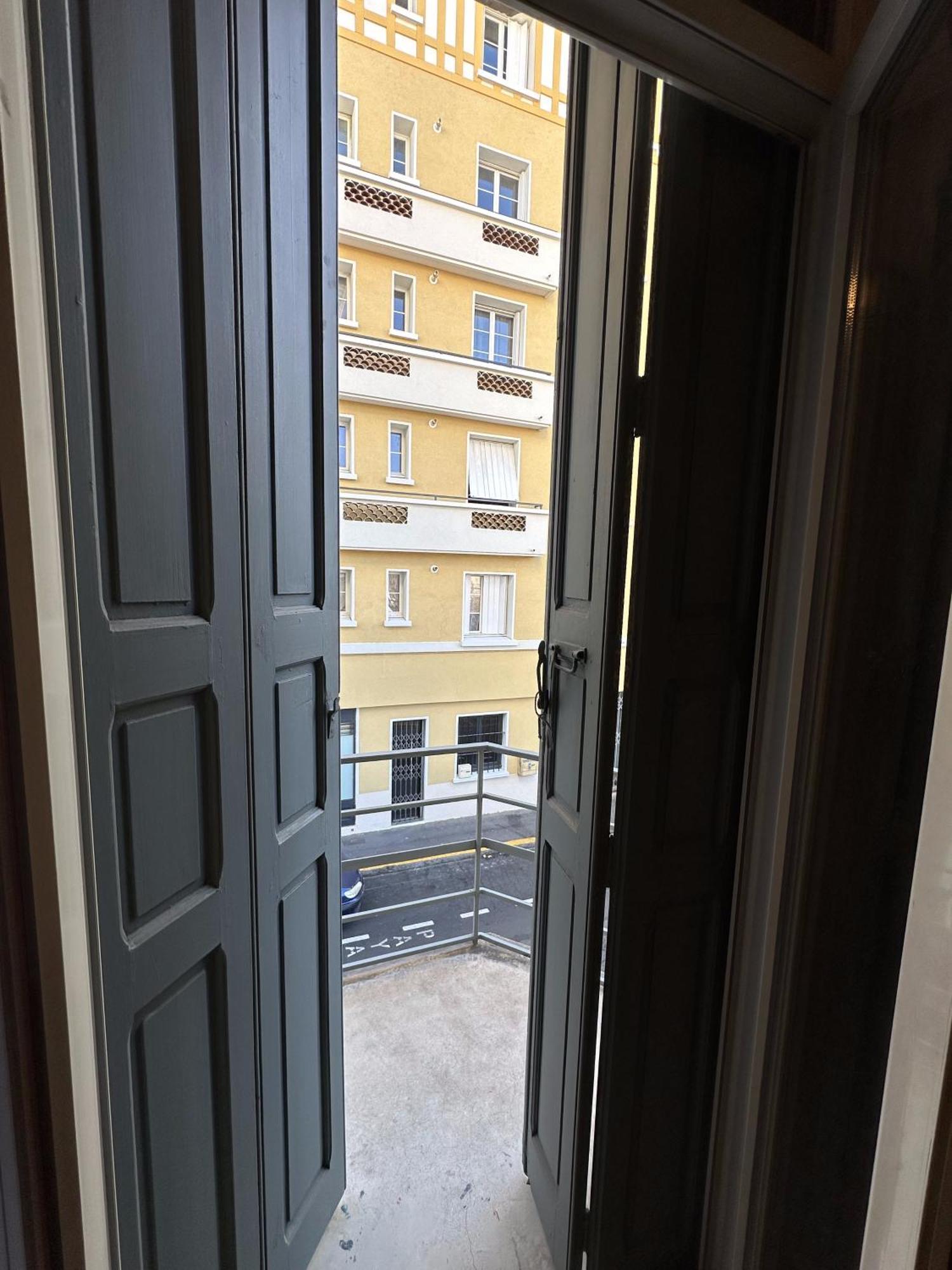 פרפיניין Charmant Studio Avec Balcon מראה חיצוני תמונה